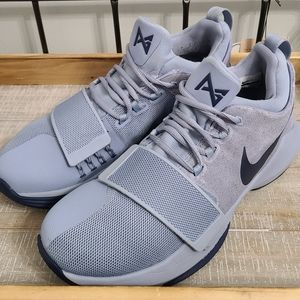 MENS Nike PG Georgetown Size 8.5